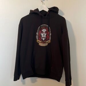 La Muerta, Por Vida Vixxon Black Sweater Size Small